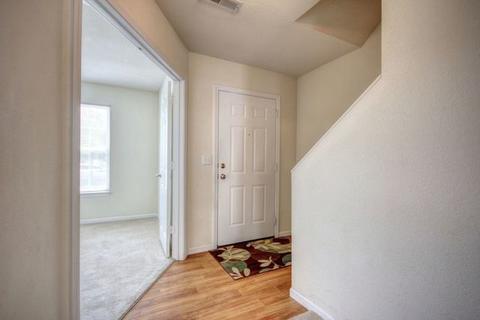 708 Corey Ln, Champaign, IL 61822 photo 8