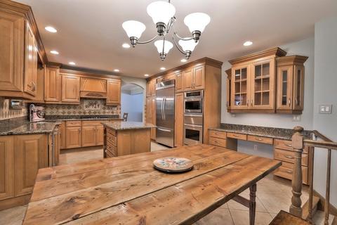1343 W Meyer Dr, Addison, IL 60101 photo 10