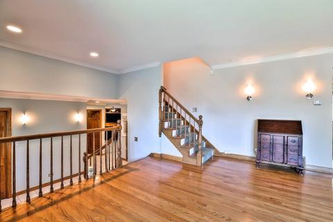 1343 W Meyer Dr, Addison, IL 60101 photo 4