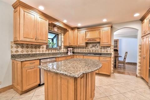 1343 W Meyer Dr, Addison, IL 60101 photo 12