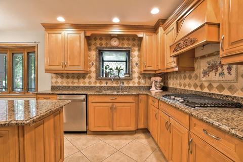 1343 W Meyer Dr, Addison, IL 60101 photo 13