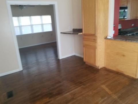 513 Jackson St, Aurora, IL 60505 photo 6