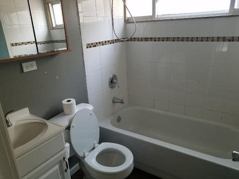 513 Jackson St, Aurora, IL 60505 photo 10