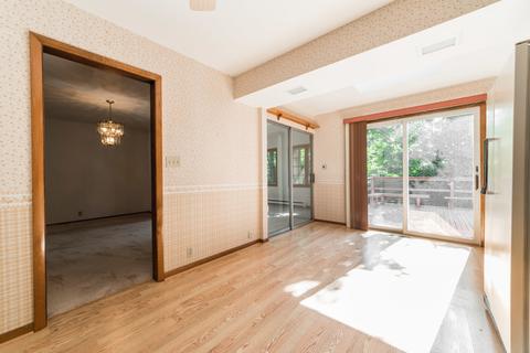 1012 Normal Rd, Dekalb, IL 60115 photo 10