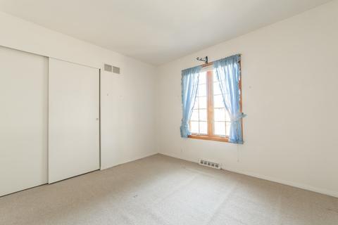 1012 Normal Rd, Dekalb, IL 60115 photo 18