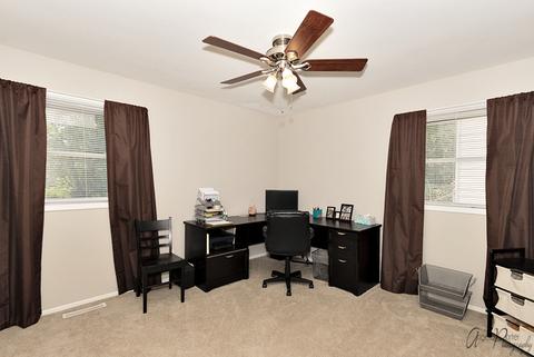 1407 Beach Rd, Mchenry, IL 60050 photo 9