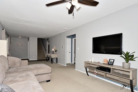 1407 Beach Rd, Mchenry, IL 60050 photo 8
