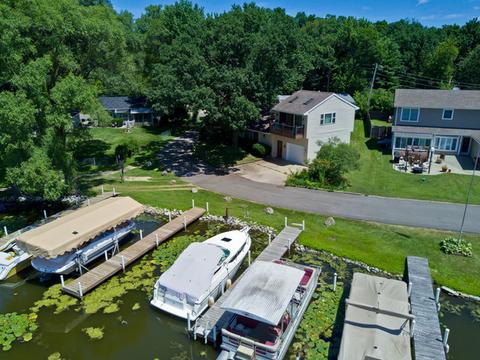 806 Laguna Dr, Mchenry, IL 60051 photo 3