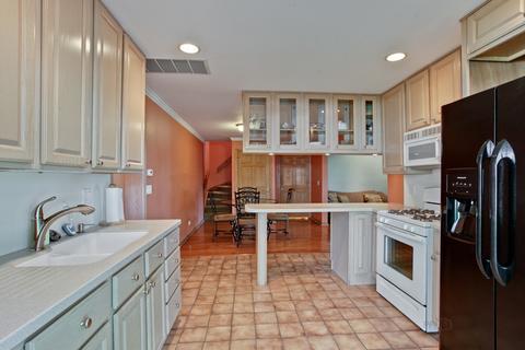 806 Laguna Dr, Mchenry, IL 60051 photo 10