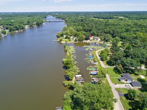 806 Laguna Dr, Mchenry, IL 60051 photo 26