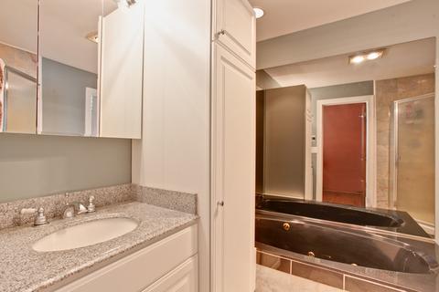 806 Laguna Dr, Mchenry, IL 60051 photo 19