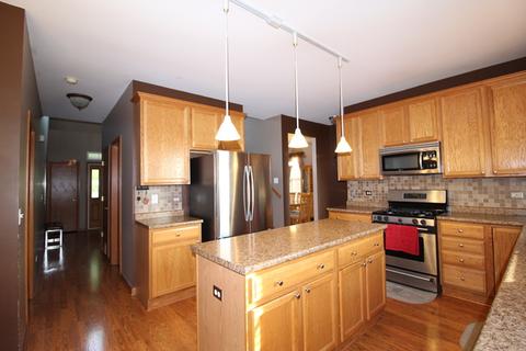 2003 Fairfield Dr, Plainfield, IL 60586 photo 9