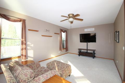 2003 Fairfield Dr, Plainfield, IL 60586 photo 10