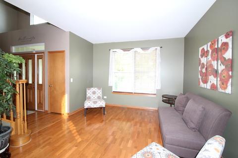 2003 Fairfield Dr, Plainfield, IL 60586 photo 5