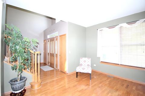 2003 Fairfield Dr, Plainfield, IL 60586 photo 6