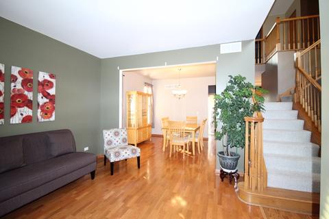 2003 Fairfield Dr, Plainfield, IL 60586 photo 2
