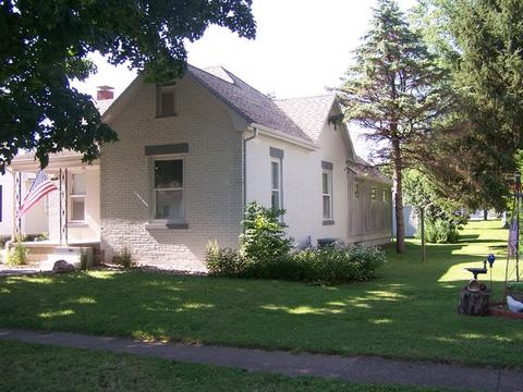 109 E 9th St, Georgetown, IL 61846 photo 1