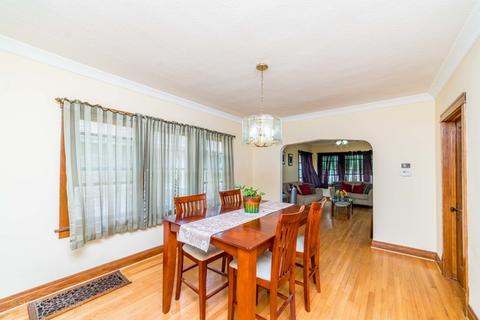 6847 30th St, Berwyn, IL 60402 photo 5
