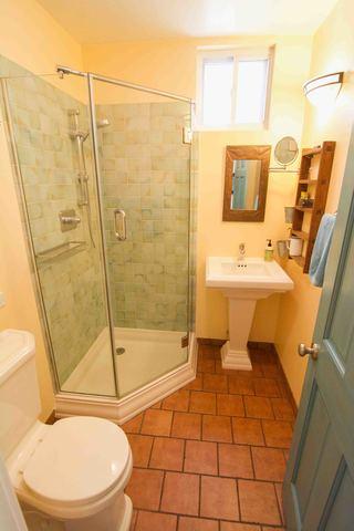 2931 N Gresham Ave, Chicago, IL 60618 photo 15