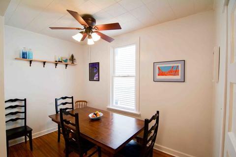 2931 N Gresham Ave, Chicago, IL 60618 photo 8