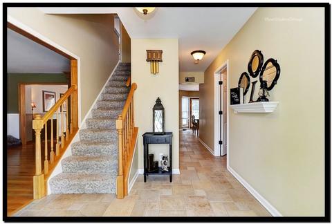 718 Highview Ct, Elburn, IL 60119 photo 2