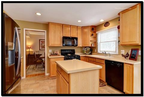 718 Highview Ct, Elburn, IL 60119 photo 8