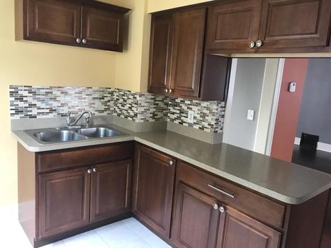 829 E Benton St, Aurora, IL 60505 photo 7