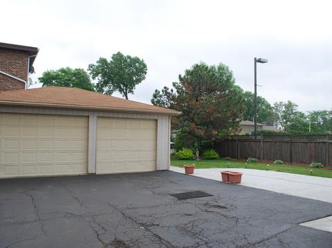 8265 S Roberts Rd, Bridgeview, IL 60455 photo 5