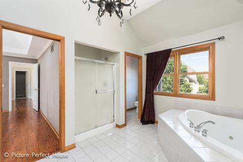 925 Burnham Ct, Aurora, IL 60502 photo 15