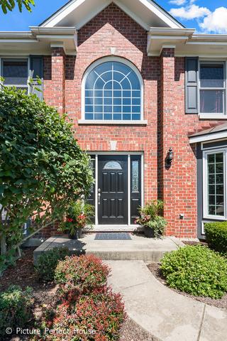 925 Burnham Ct, Aurora, IL 60502 photo 2