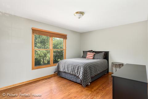 925 Burnham Ct, Aurora, IL 60502 photo 21