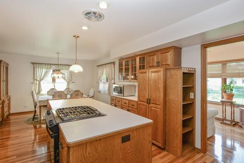 74 W 37th St, Steger, IL 60475 photo 4