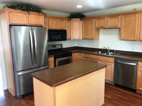 537 Oak Park Ave, Beecher, IL 60401 photo 4