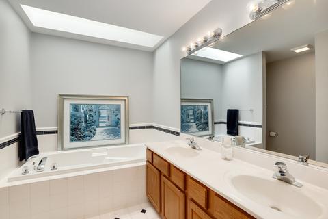 2145 Belvidere Line Dr, Elgin, IL 60123 photo 24