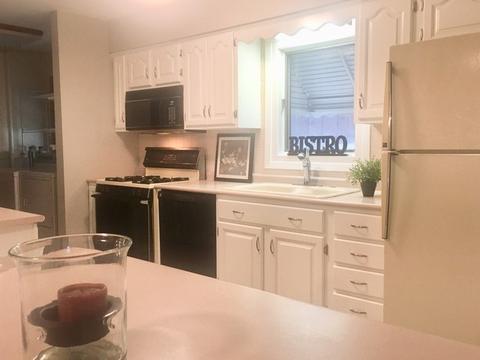 1670 Greenleaf Ave, Des Plaines, IL 60018 photo 14