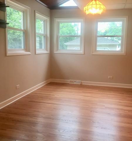 1670 Greenleaf Ave, Des Plaines, IL 60018 photo 9