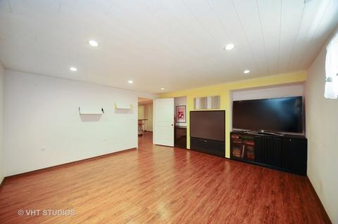 1008 Willowbrook Dr, Wheeling, IL 60090 photo 12