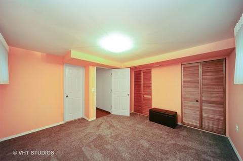 1008 Willowbrook Dr, Wheeling, IL 60090 photo 10