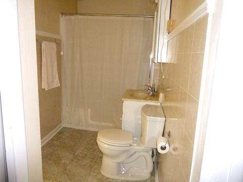 210 N 4th St, Aurora, IL 60505 photo 7