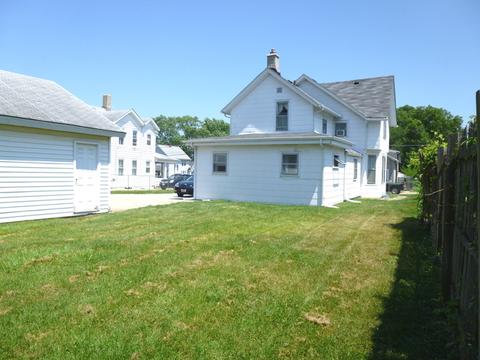 210 N 4th St, Aurora, IL 60505 photo 3