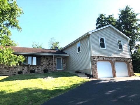 1315 Surrey Ln, Algonquin, IL 60102 photo 1