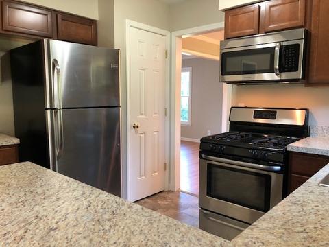 1315 Surrey Ln, Algonquin, IL 60102 photo 8