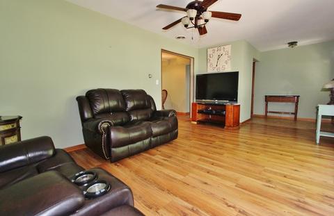 401 9th St, Mazon, IL 60444 photo 4