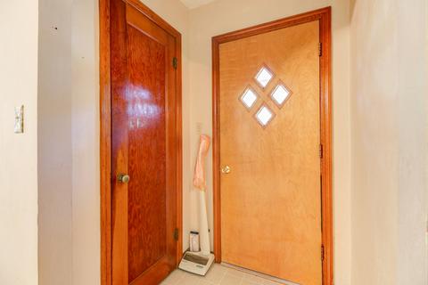 841 E Pells St, Paxton, IL 60957 photo 4