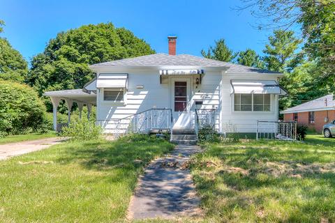 841 E Pells St, Paxton, IL 60957 photo 1