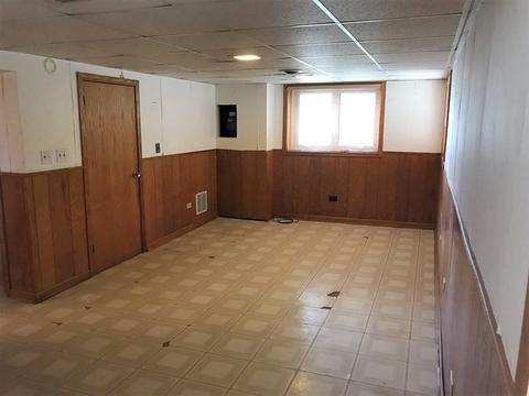 9037 Bartlett Ave, Brookfield, IL 60513 photo 16