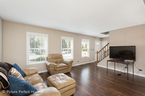 3012 Middlebury Ct E, Aurora, IL 60504 photo 4