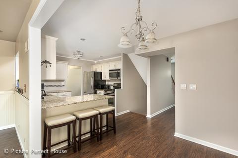 3012 Middlebury Ct E, Aurora, IL 60504 photo 8