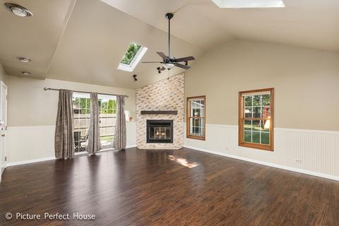 3012 Middlebury Ct E, Aurora, IL 60504 photo 10