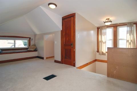 7841 White Ave, Lyons, IL 60534 photo 6
